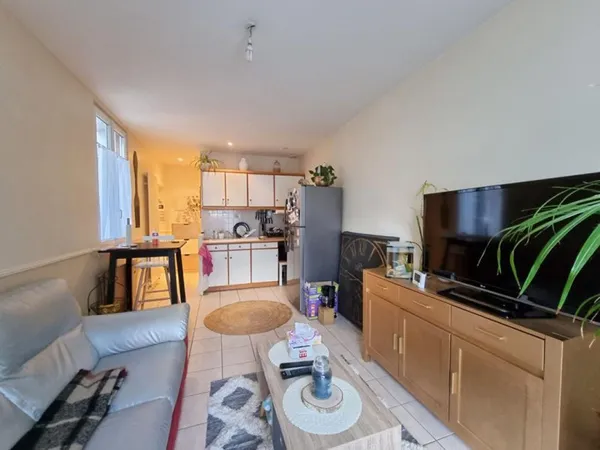 Vends T2 - 39.85m² - Tours 37000