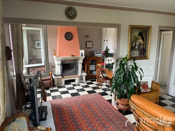 Maison à Louvres, 5 pièces 97m2