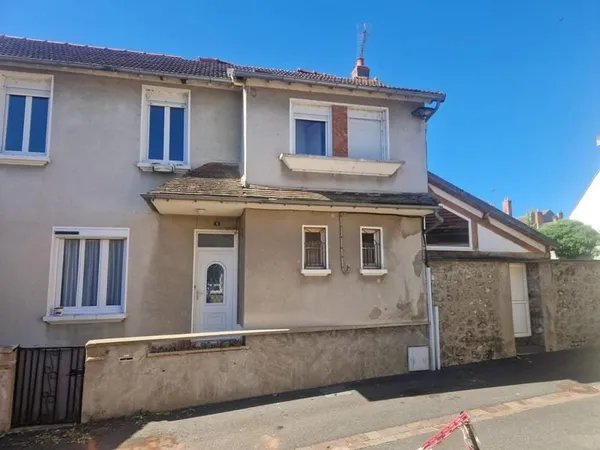 Belle maison avec terrasse, jardin sans vis à vis