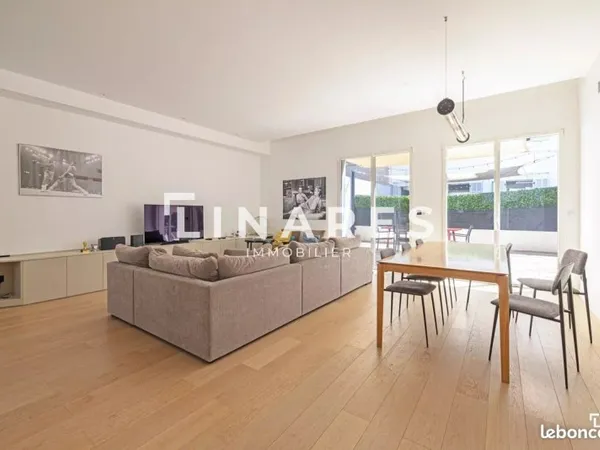 Appartement 4 pièces 98 m²