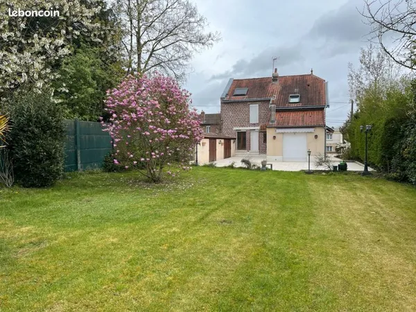 A vendre belle maison avec terrain