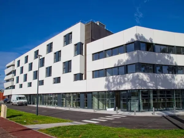 All Suites Bordeaux Pessac *** -33- - Affaires - PICHET