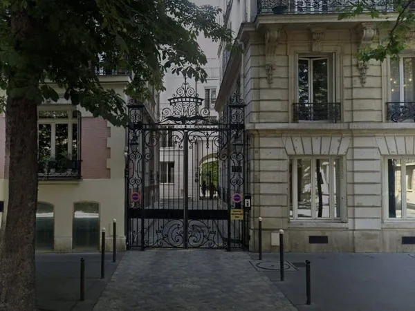 Stationnement Location Paris   186€