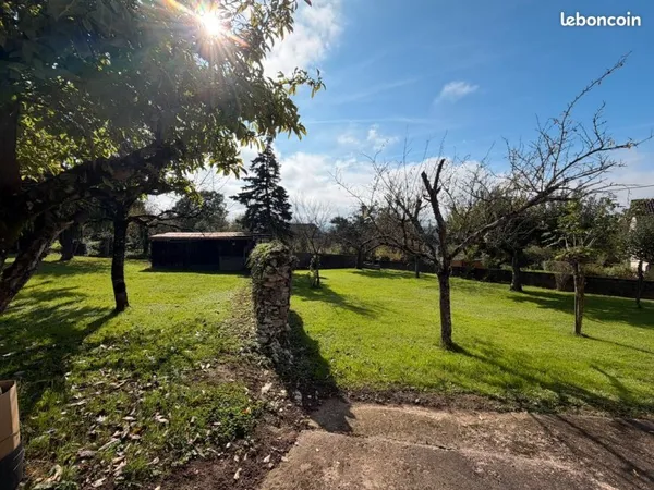 Grande maison familiale à rénover à 10 minutes de la gare LGV - terrain 1085 m²