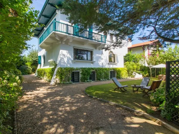 Maison/villa 8 pièces