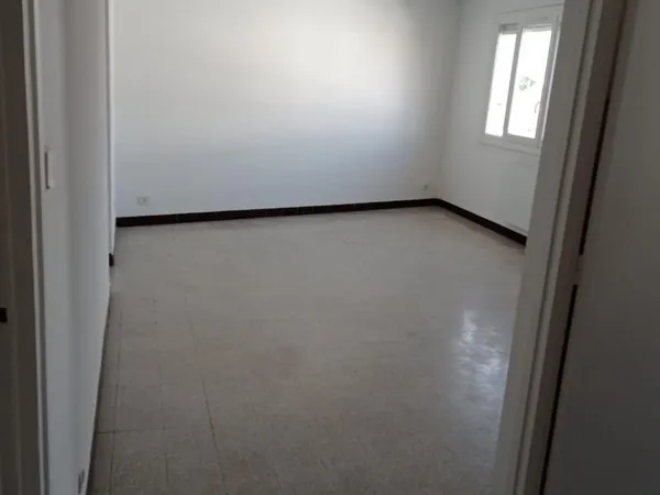 Perpignan st assiscle loue t3