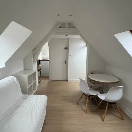 Studio neuf meublé ville haute