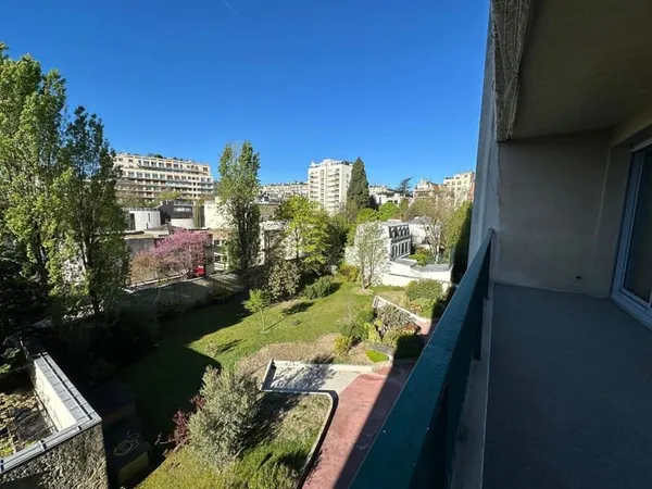 Beau T3 à louer - Deux loggias