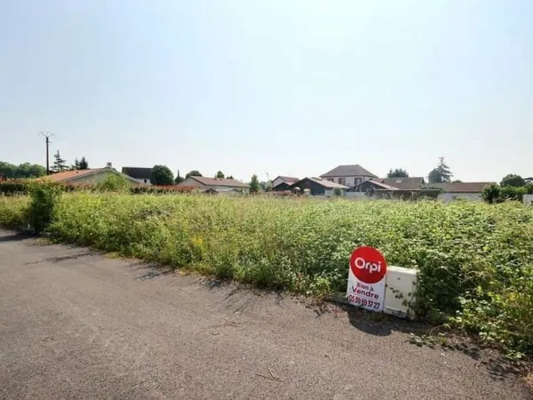 Terrain 795 m²