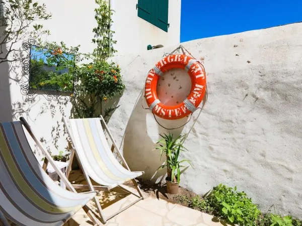Loue hors saison pendant l'hiver... Vous faites des travaux chez vous ? La couarde sur mer