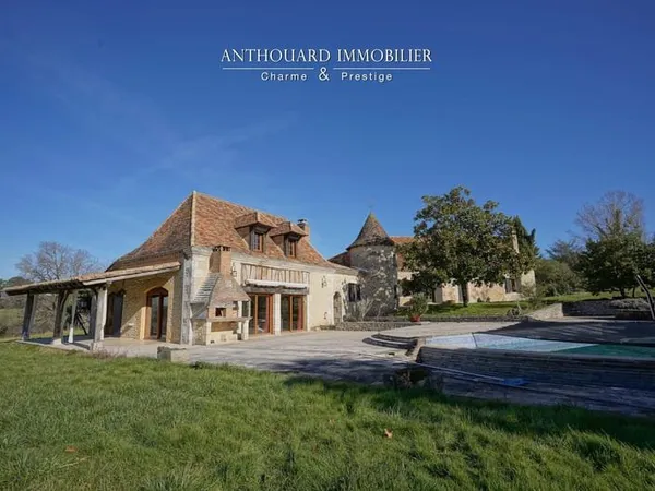 Charmante maison en pierre, 2 ha piscine