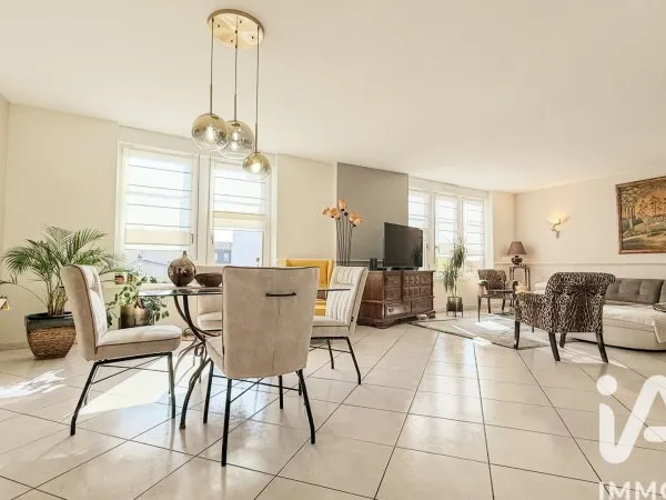 Appartement 3 pièces 107 m²