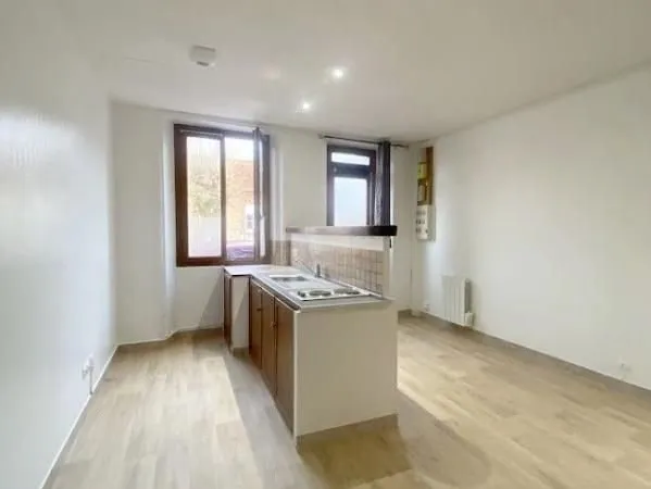 Studio 1 pièce 30 m²