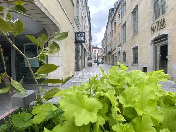 Fonds de commerce 3 pièces 96 m²