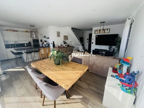 Maison 4 pièces 90 m²