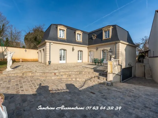 Maison 7 pièces 190 m²