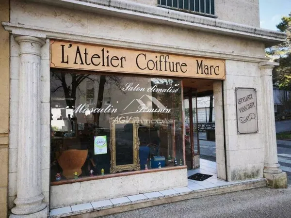 Fonds de commerce 34 m²