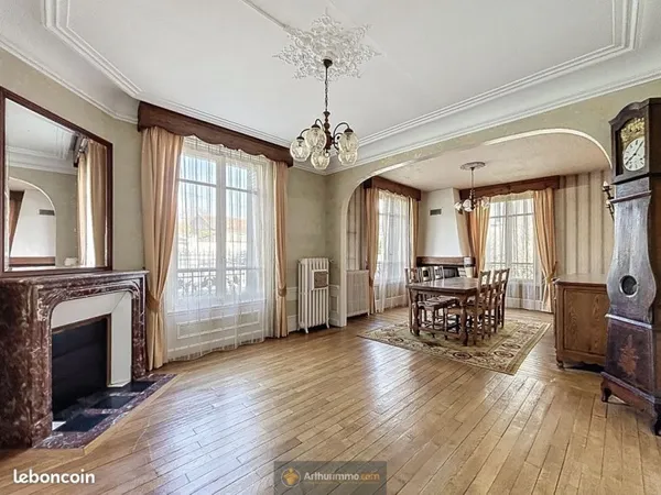 Maison 6 pièces 147 m²