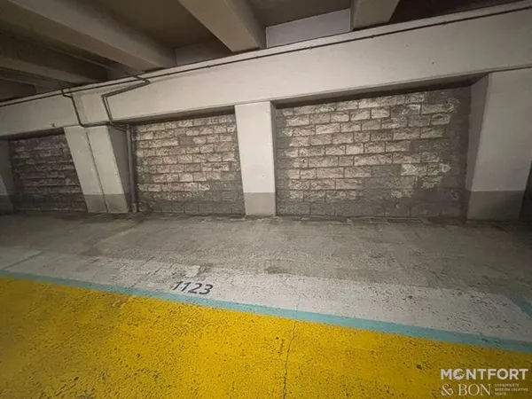 Parking / box Paris (75017) - Boulevard Pereire