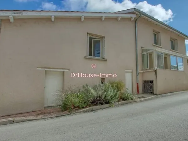 Belle maison à finir de rénover proche centre et commerces-