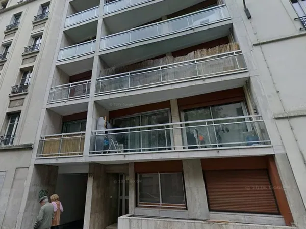 Parkig- rue St-Fargeau 75020