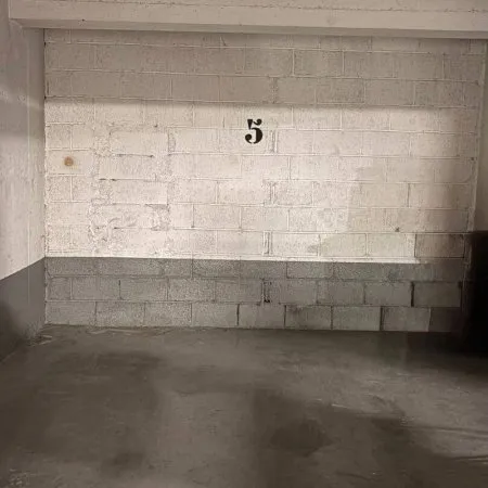 Parking 4 m²