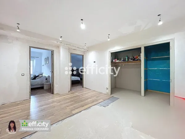Maison 13 pièces 408 m²