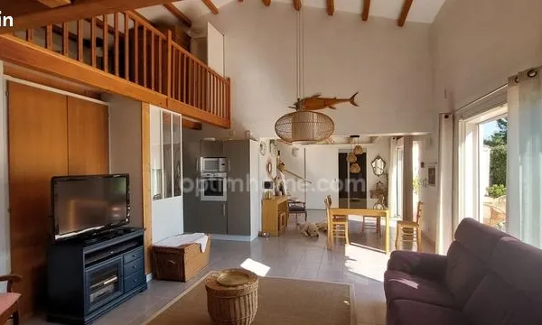 Maison 9 pièces 200 m²