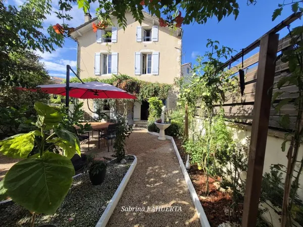 Maison de Ville avec exterieur à Condom