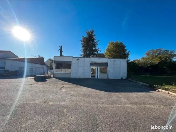 Local commercial
