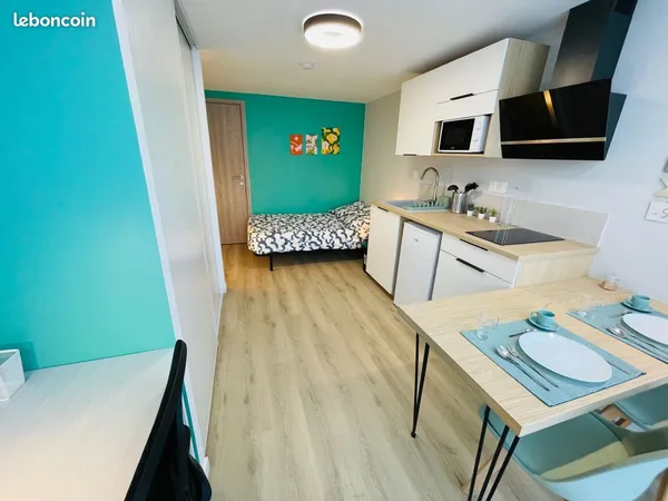 Superbe studio meublé neuf en centre-ville de Clermont-Ferrand avec climatisation et terrasse