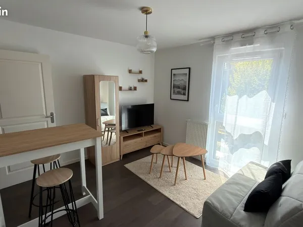 Studio 21m² meublé - Charges incluses (Elec/Gaz/Fibre)