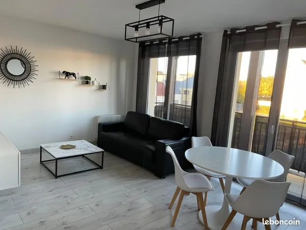 A louer magnifique F2 à Magny le Hongre