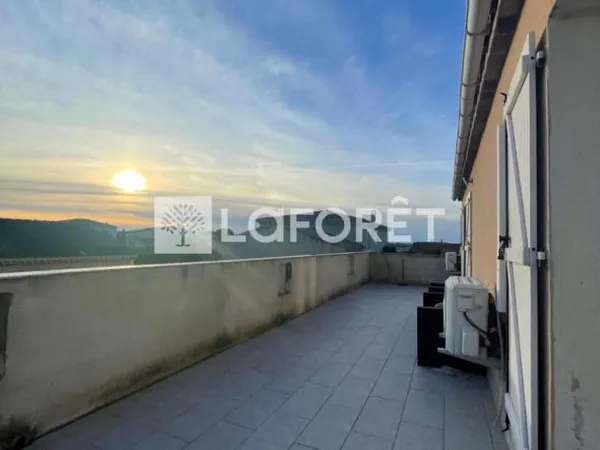Villa Arles 9 pièce(s) 271 m2