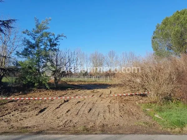 Terrain plat viabilisé de 523 m² sur ST GAUZENS