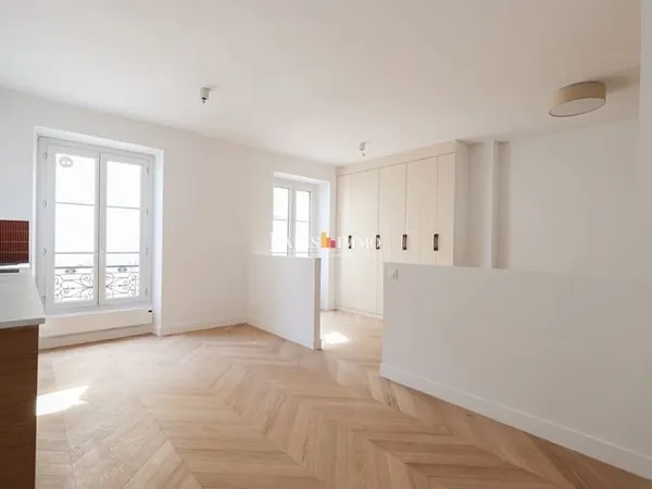 Paris 18e - 2 pièces Refait à neuf - Lumineux