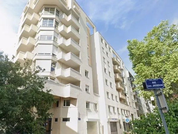 Stationnement Location Lyon   130€