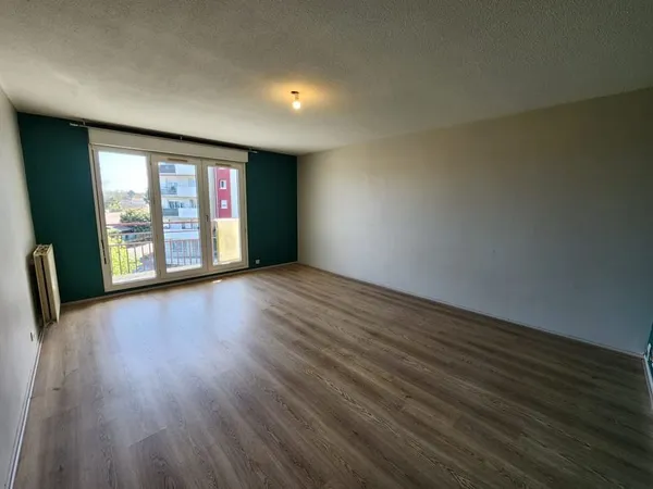 T3 - 871.87 € CC / MOIS - VILLENAVE D'ORNON