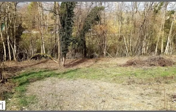A vendre terrain constructible