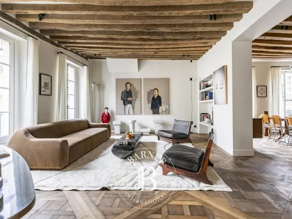 Paris 7 - Carré des Antiquaires - Bac/Verneuil - 2 chambres - Grand luxe