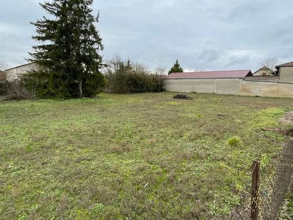 Terrain 1172 m²