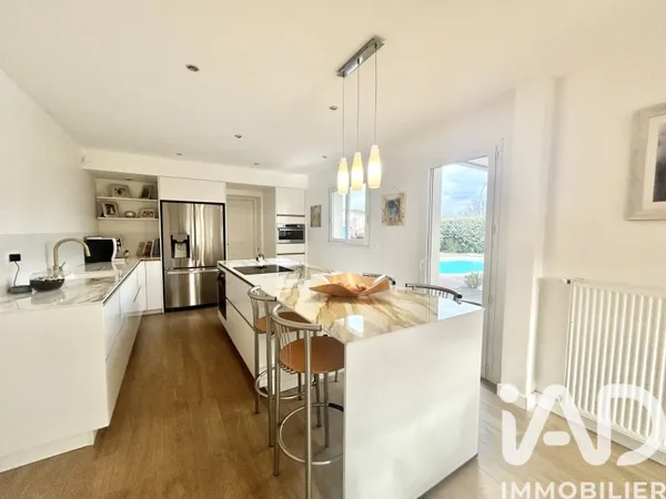 Maison 7 pièces 170 m²