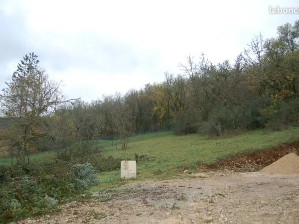 Rares terrains constructibles 46000 Cahors, Bégoux