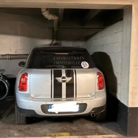 Vends parking - 1 pièce, 1 chambre - Neuilly-sur-Seine 92200