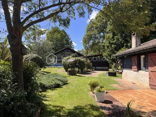 Maison 8 pièces 152 m²