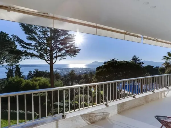 CANNES CALIFORNIE - VUE MER PANORAMIQUE - 2 CHAMBRES