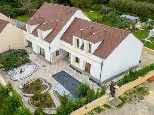 Meaux maison à vendre - 220 m2 - 6 chambres - sous-sol total