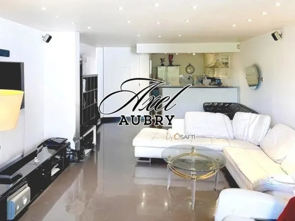 Appartement - 3 pièces - 114 m² fort potentiel