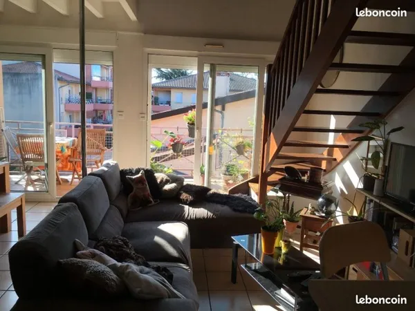 Chambre à louer dans appartement T3