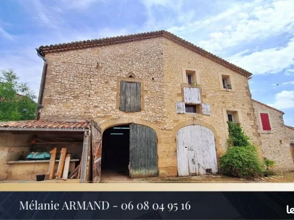Maison 2 pièces 347 m²